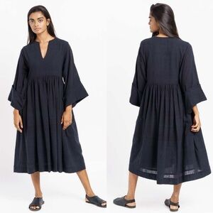 World of Crow | Gathered Midi Dress in Ash Black Large